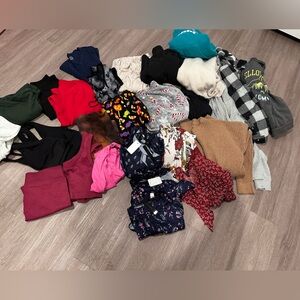 Women’s size large clothes lot bundle